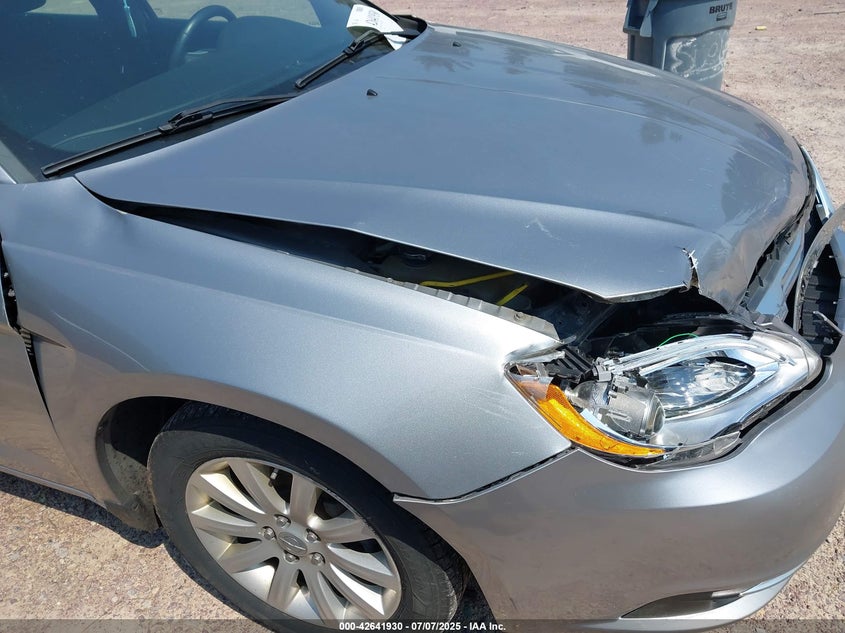 2014 CHRYSLER 200 TOURING - 1C3CCBBG2EN157392