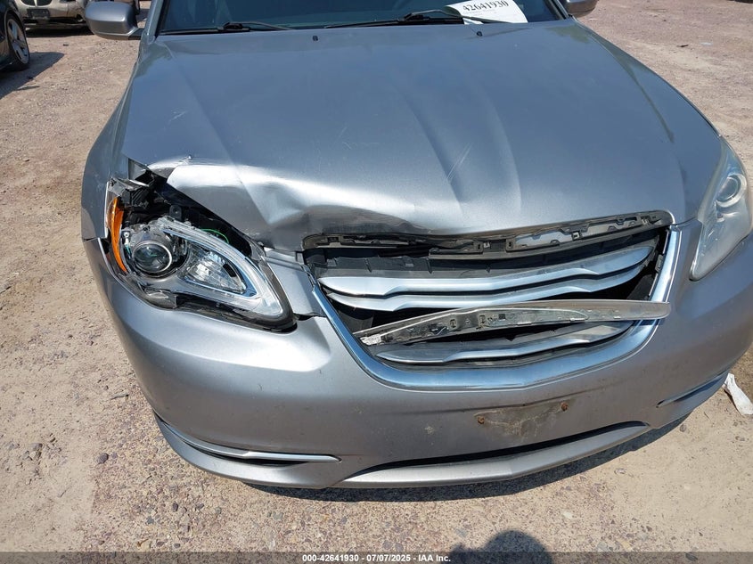 2014 CHRYSLER 200 TOURING - 1C3CCBBG2EN157392