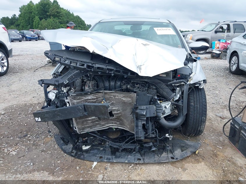 5NPD84LF7JH340123 2018 HYUNDAI ELANTRA photo no. 6