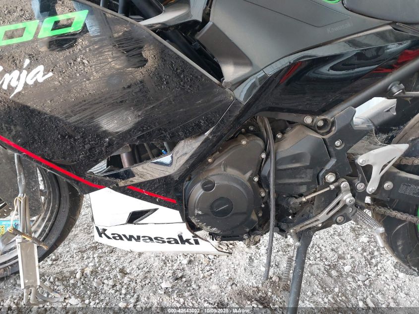 2022 Kawasaki Ex400 VIN: JKAEXKG15NDAE4726 Lot: 42643002