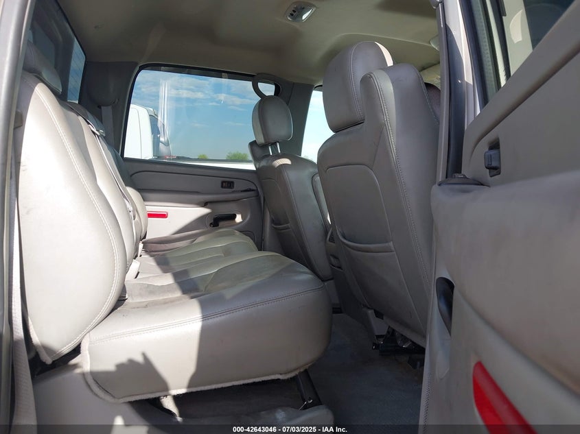 2005 Chevrolet Silverado 2500Hd Lt VIN: 1GCHK23255F860647 Lot: 42643046