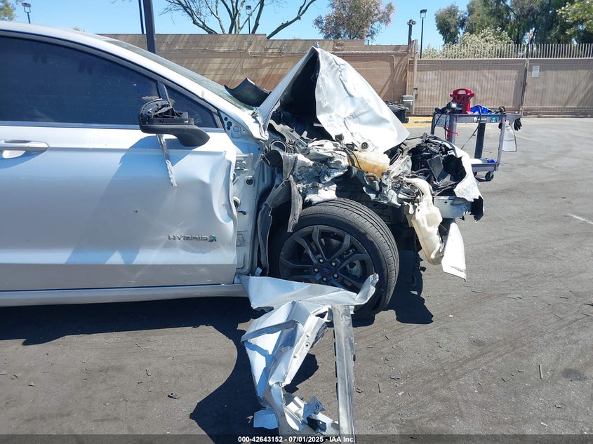 2018 FORD FUSION HYBRID SE - 3FA6P0LU8JR124318