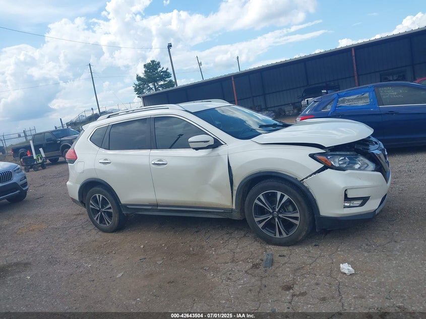 2017 NISSAN ROGUE SL - JN8AT2MT4HW137564