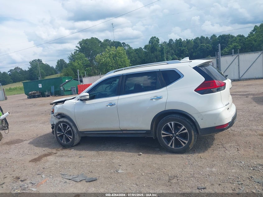 2017 NISSAN ROGUE SL - JN8AT2MT4HW137564