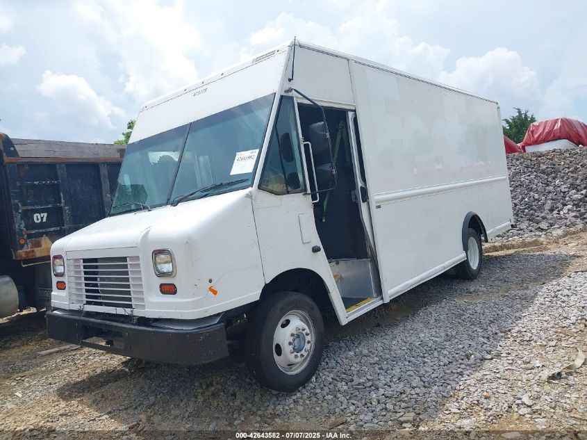 2021 Ford F-59 Commercial Stripped white other gasoline 1F65F5KN4M0A05561 photo #3