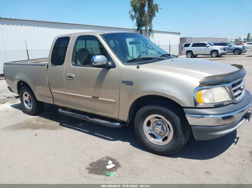 1FTZX1722YKA22811 2000 Ford F-150 Work Series/Xl/Xlt auction photo 1