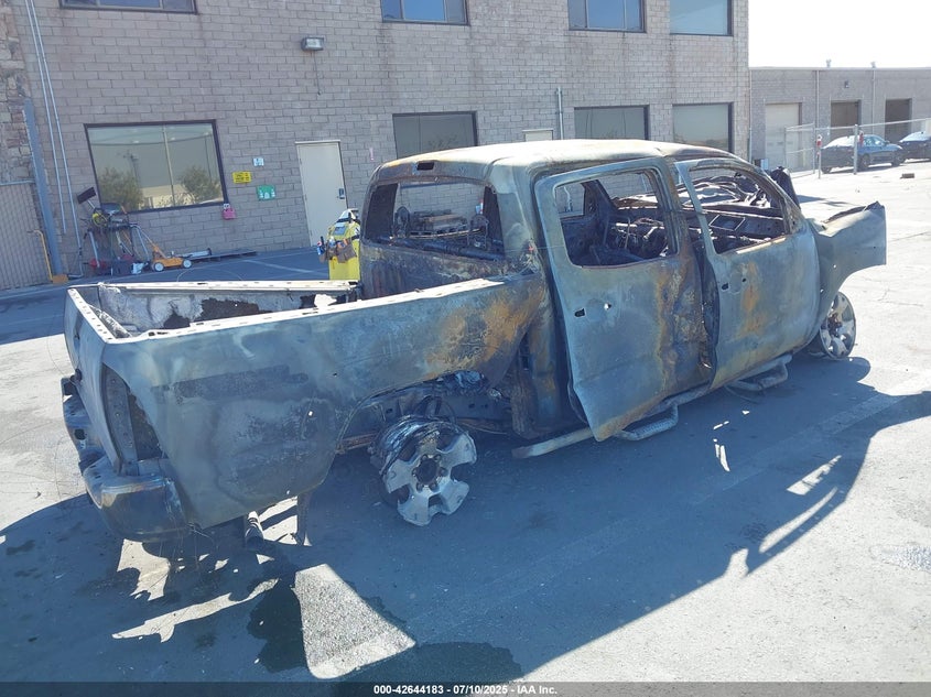 2014 TOYOTA TACOMA BASE V6 - 3TMLU4EN6EM156366