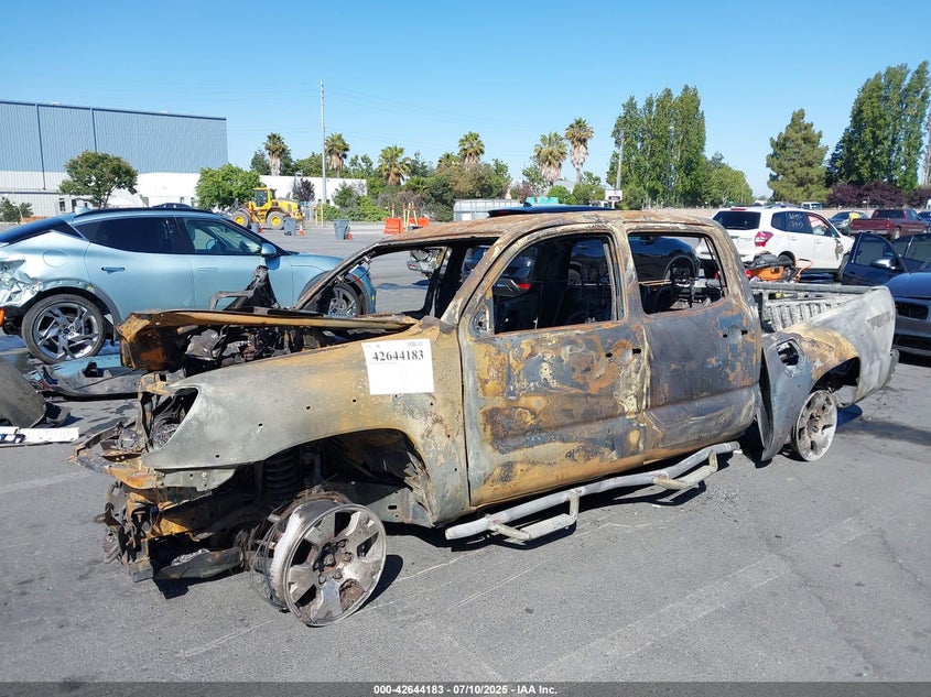 2014 TOYOTA TACOMA BASE V6 - 3TMLU4EN6EM156366
