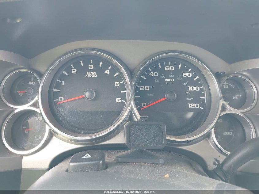 2011 CHEVROLET SILVERADO 1500 VIN: 3GCPKSE33BG216317