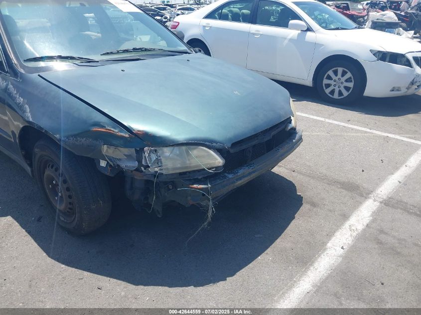 1998 Honda Accord Lx VIN: 1HGCG5644WA190146 Lot: 42644559