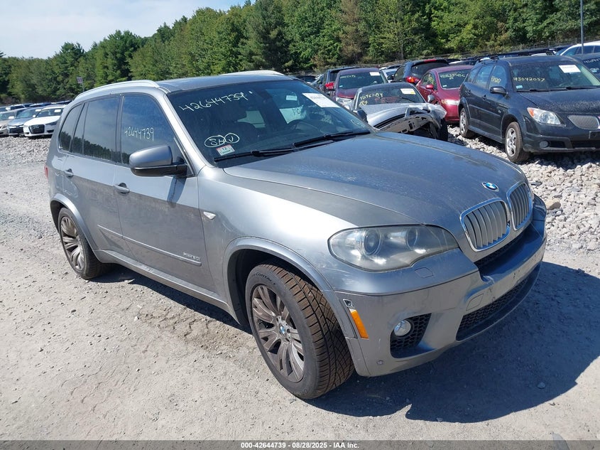 Vin: 5uxzv8c52d0c15272, lot: 43137795, bmw x5 xdrive50i 2013 img_1