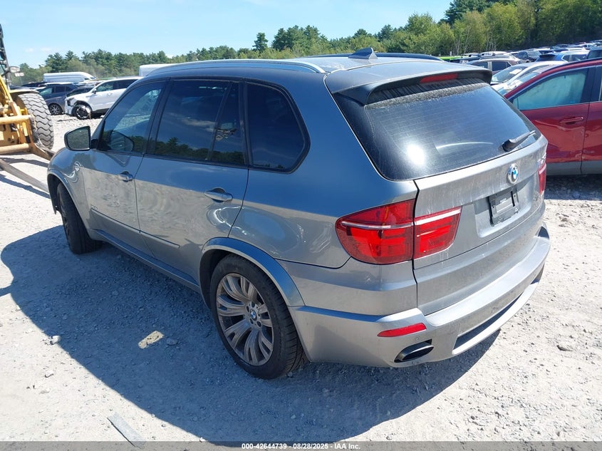 Vin: 5uxzv8c52d0c15272, lot: 43137795, bmw x5 xdrive50i 20133