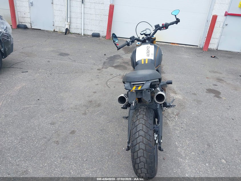 2018 Ducati Scrambler 1100 1100 Special 1100 Sport Black Lot 111042645039 Vin ZDMKAFCP7JB002856