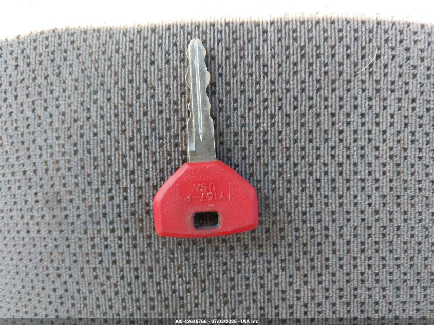 2000 Dodge Dakota Slt/Sport VIN: 1B7GG22N6YS526101 Lot: 42646766