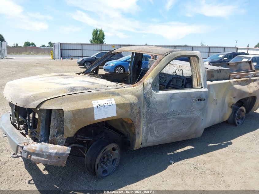 2007 Chevrolet Silverado 2500Hd Work Truck VIN: 1GCHC24K57E511749 Lot: 42647121