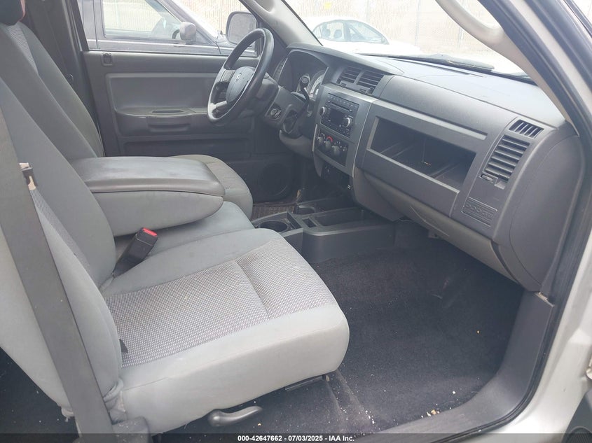 2008 DODGE DAKOTA VIN: 1D7HW42K88S517074