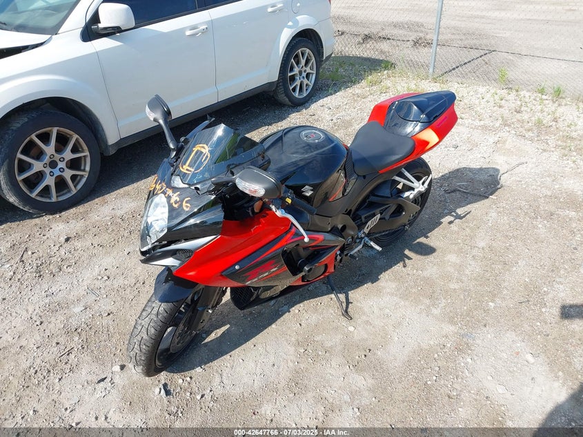 2007 SUZUKI GSX-R1000 - JS1GT77A072108091