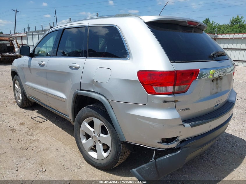 2012 Jeep Grand Cherokee Laredo 1C4RJEAG5CC104015 photo #4