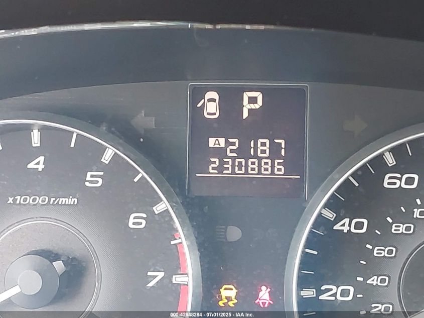 2011 Subaru Outback 2.5I Limited VIN: 4S4BRBLC3B3431672 Lot: 42648284