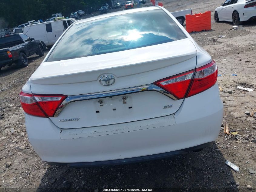 2015 Toyota Camry Se VIN: 4T1BF1FK8FU952781 Lot: 42648287