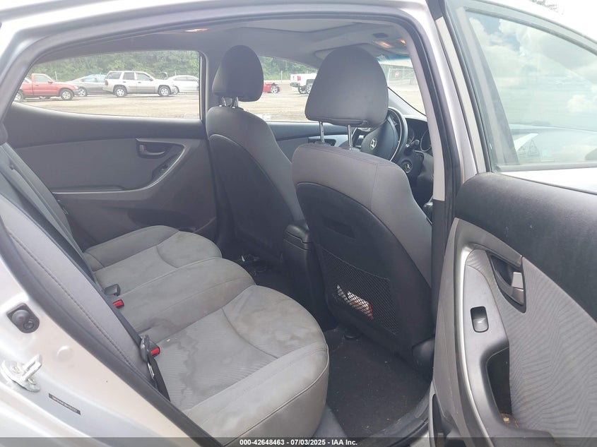 2013 HYUNDAI ELANTRA VIN: 5NPDH4AE9DH293322