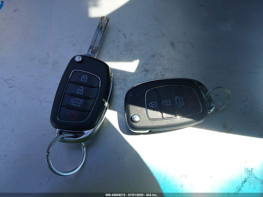VIN 5NPE24AF1KH794555 2019 HYUNDAI SONATA SE