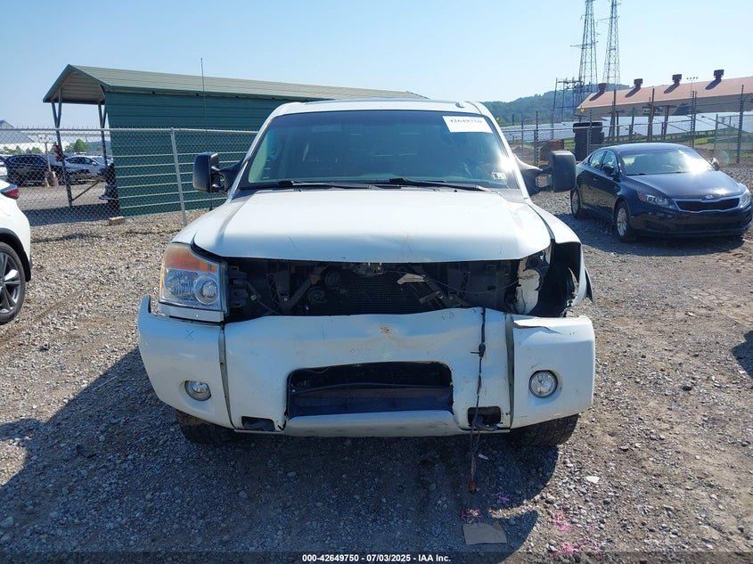 2015 NISSAN TITAN PRO-4X - 1N6AA0EC8FN500761