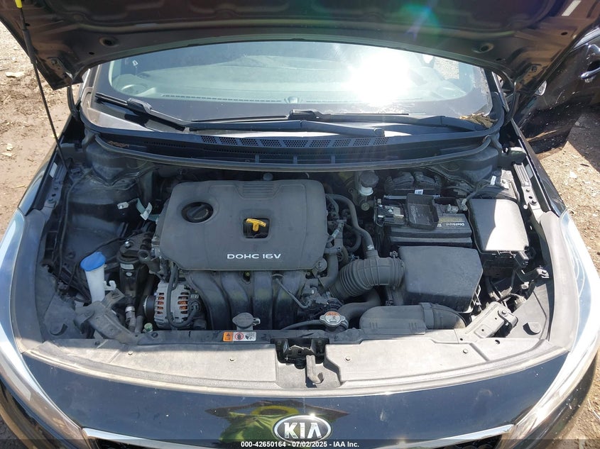 2017 KIA FORTE LX - 3KPFK4A76HE036897