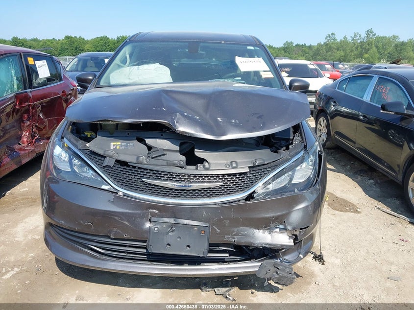 2017 CHRYSLER PACIFICA TOURING - 2C4RC1DG7HR744708