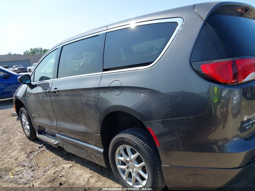 2017 CHRYSLER PACIFICA TOURING - 2C4RC1DG7HR744708