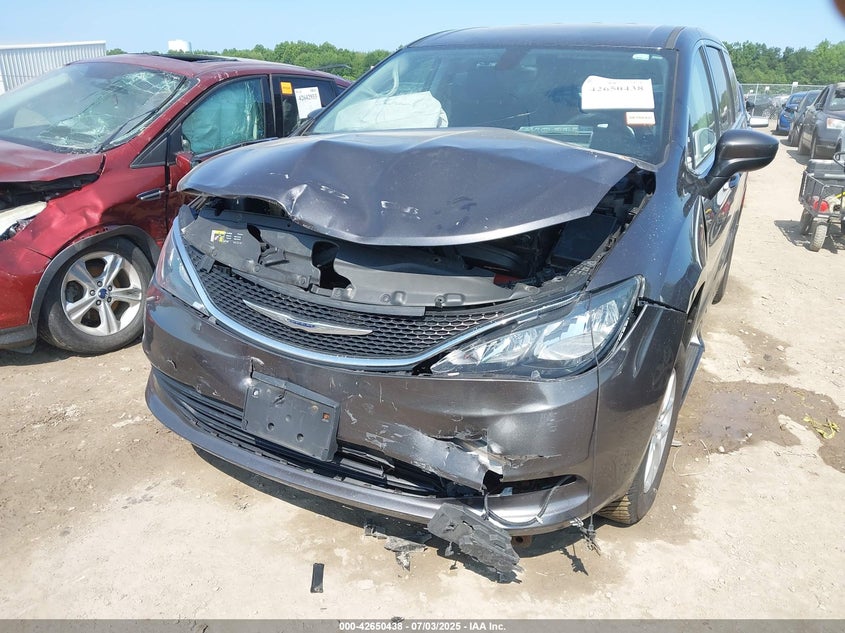 2017 CHRYSLER PACIFICA TOURING - 2C4RC1DG7HR744708