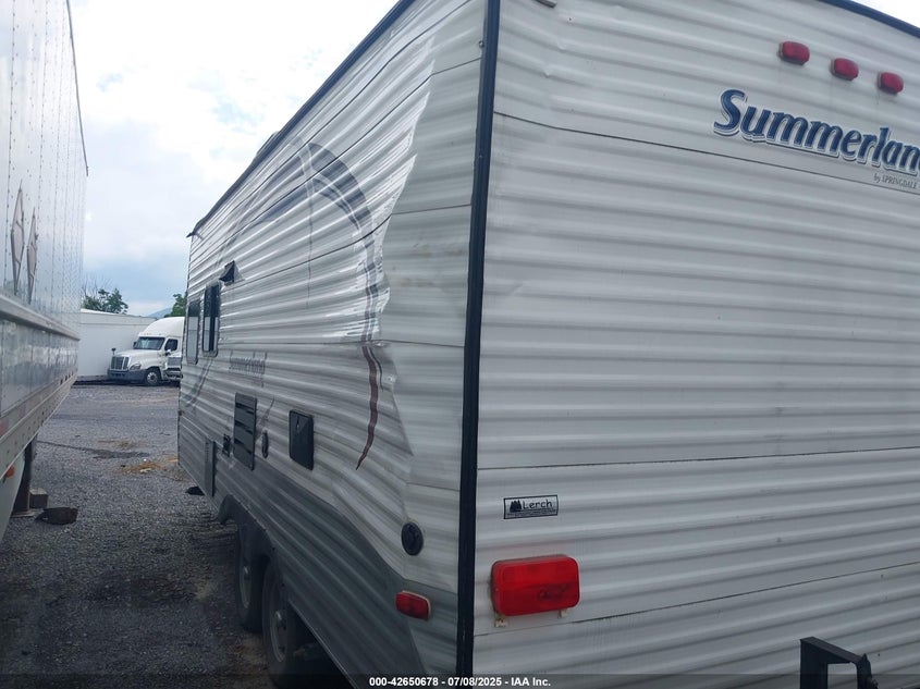 Vin: 4ydt18926f3152303, lot: 43143734, keystone summerland 20153