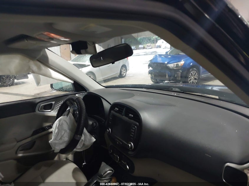 2022 KIA SOUL LX - KNDJ23AUXN7184136