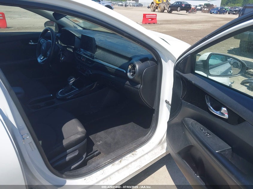 2019 KIA FORTE S - 3KPF34AD6KE120521