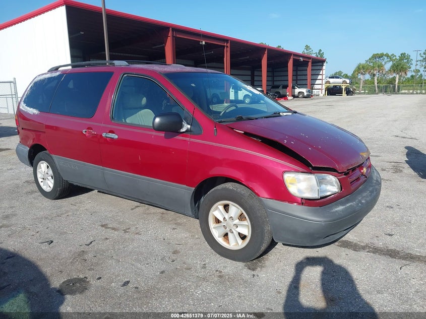 4T3ZF13C6YU291094 2000 Toyota Sienna Le auction photo 1
