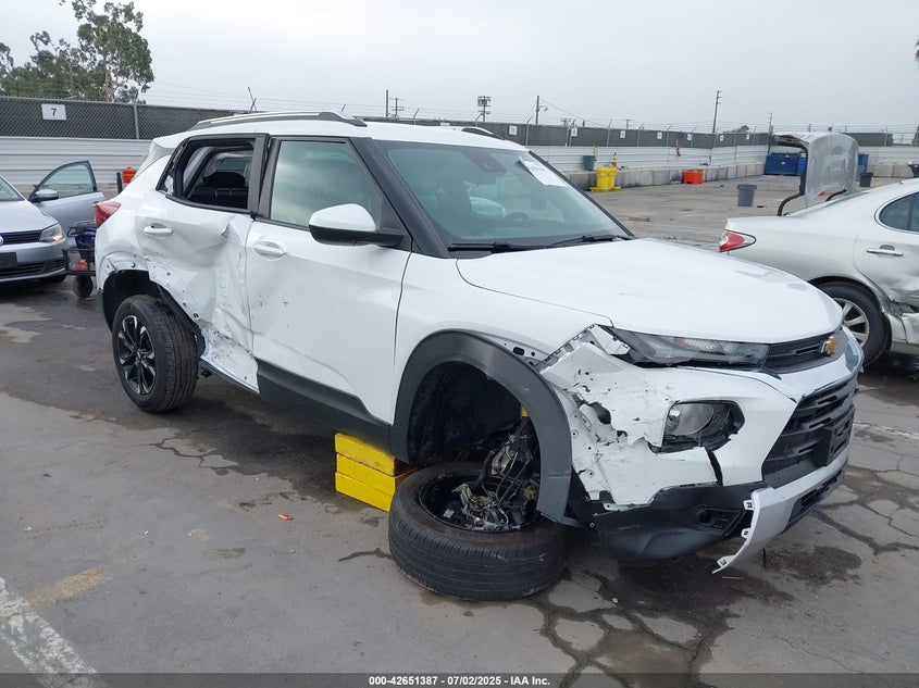 VIN KL79MPS21PB169880 2023 CHEVROLET TRAILBLAZER FWD LT