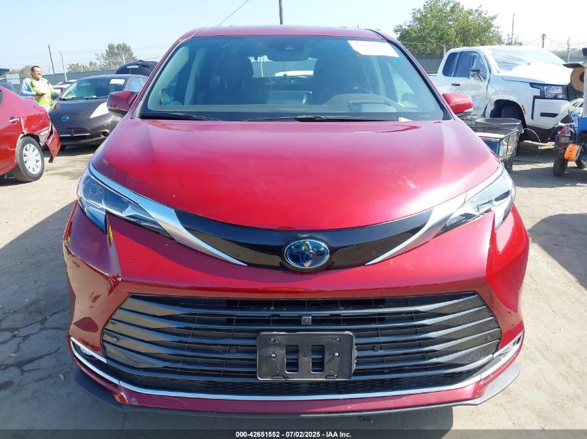 2023 Toyota Sienna - 5TDERKEC6PS155380