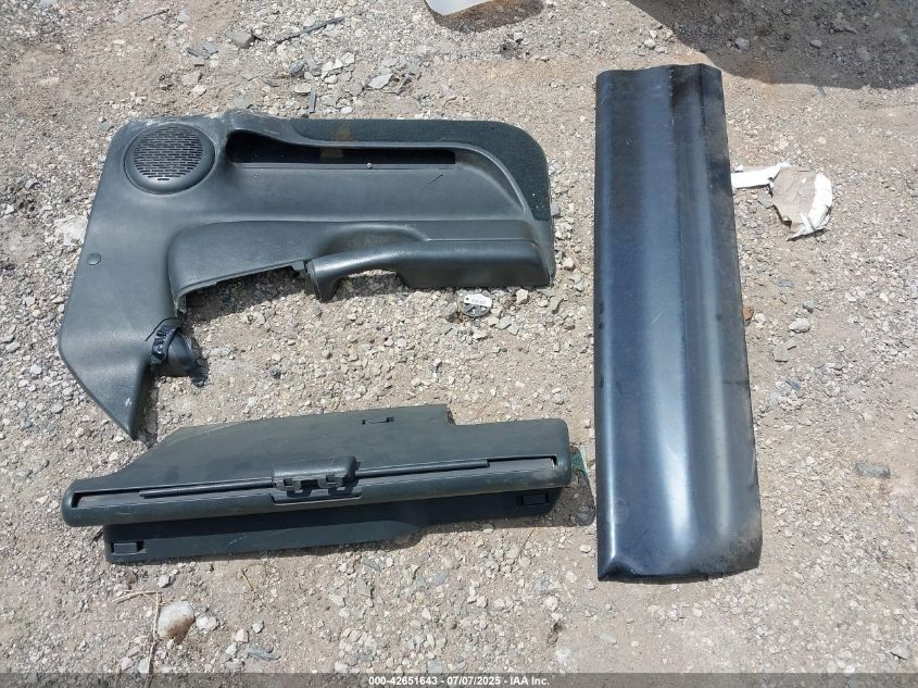 1999 Oldsmobile Bravada VIN: 1GHDT13W8X2704177 Lot: 42651643