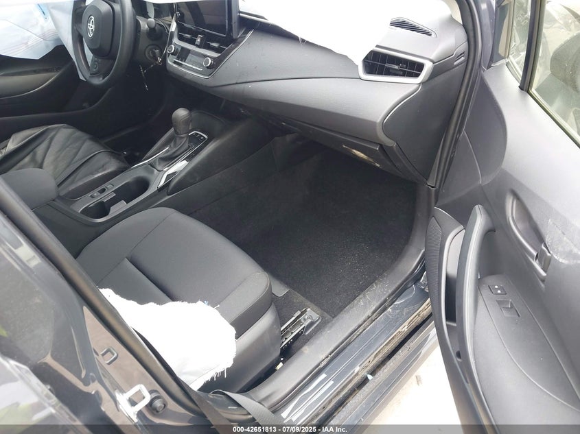 2025 TOYOTA COROLLA HYBRID LE - JTDBDMHE7S3018159