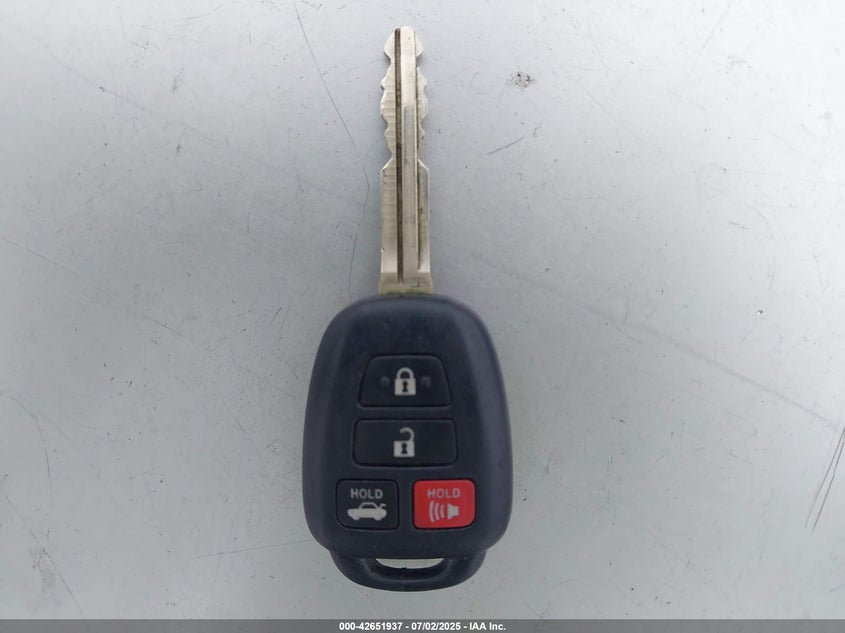 2015 TOYOTA COROLLA VIN: 5YFBURHE5FP364074