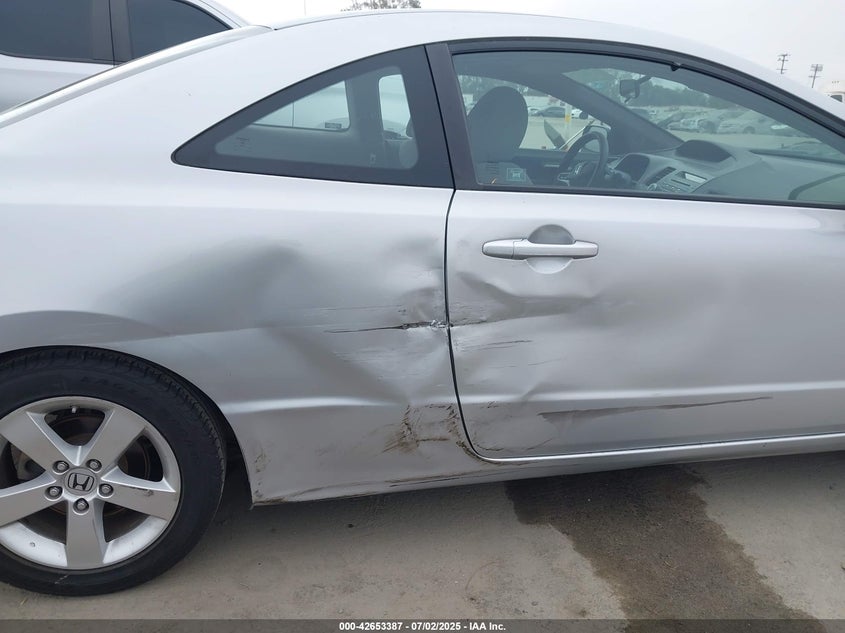 2008 HONDA CIVIC VIN: 2HGFG12898H569212