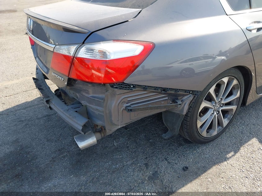 2015 HONDA ACCORD VIN: 1HGCR2F54FA100592