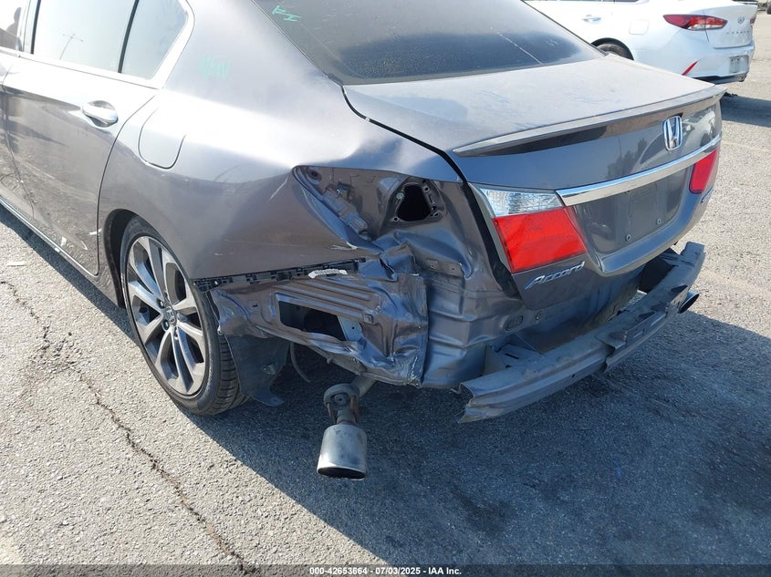 2015 HONDA ACCORD VIN: 1HGCR2F54FA100592