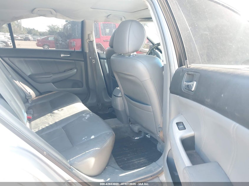 2007 HONDA ACCORD VIN: 1HGCM66567A030195