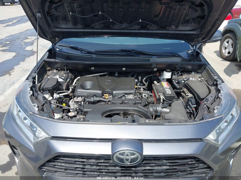2019 TOYOTA RAV4 XLE - 2T3W1RFV0KW054346