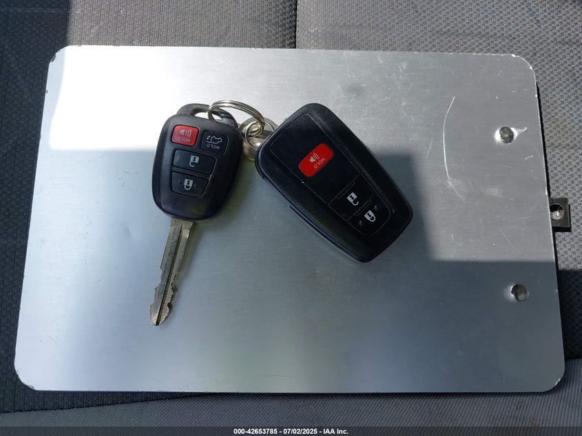 2019 TOYOTA RAV4 XLE - 2T3W1RFV0KW054346