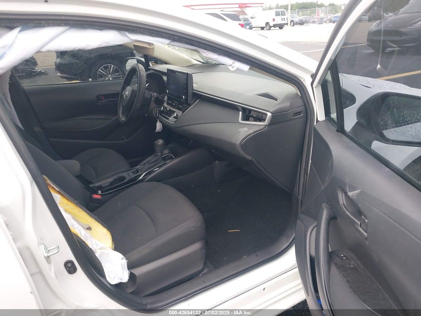 2022 TOYOTA COROLLA LE - JTDEPMAE8N3004533