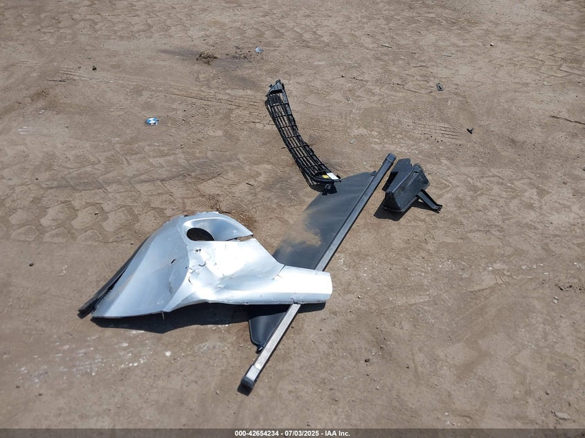 2015 TOYOTA RAV4 XLE - 2T3RFREV9FW378157