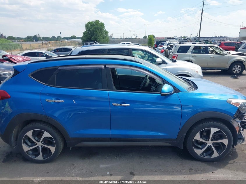 2016 HYUNDAI TUCSON LIMITED - KM8J3CA26GU200005