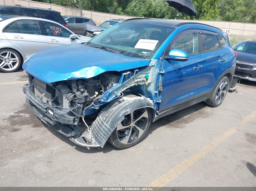 2016 HYUNDAI TUCSON LIMITED - KM8J3CA26GU200005